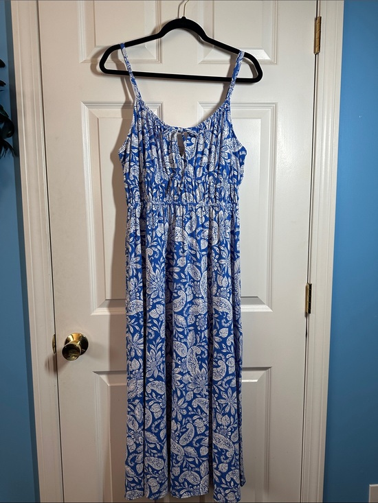 LOFT Dresses & Skirts - NWTS LOFT Blue and White Floral Maxi Dress w/Adj Spaghetti Straps Sz L